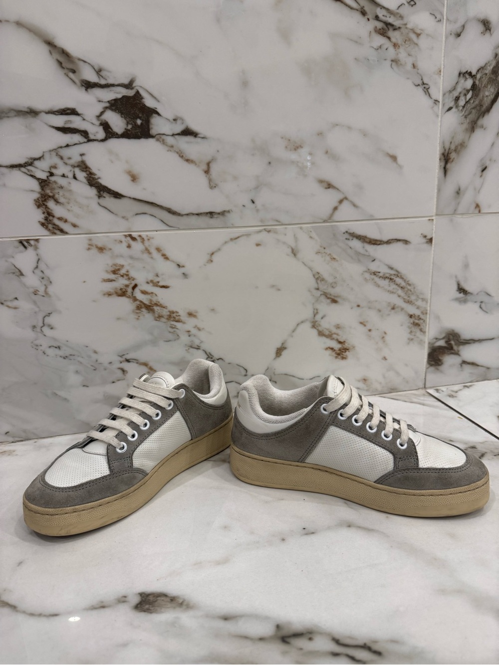 100% AUTHENTIC Saint Laurent women’s Grey & White Low-Top Sneakers SL/61 - Picture 4 of 8